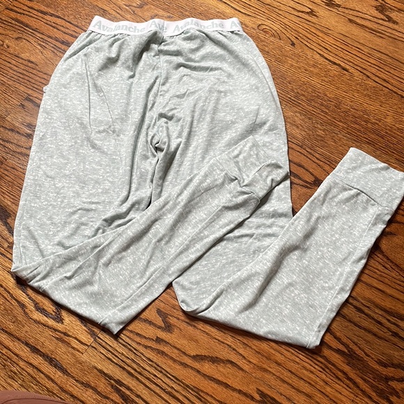 Avalanche side small pants - Picture 2 of 3